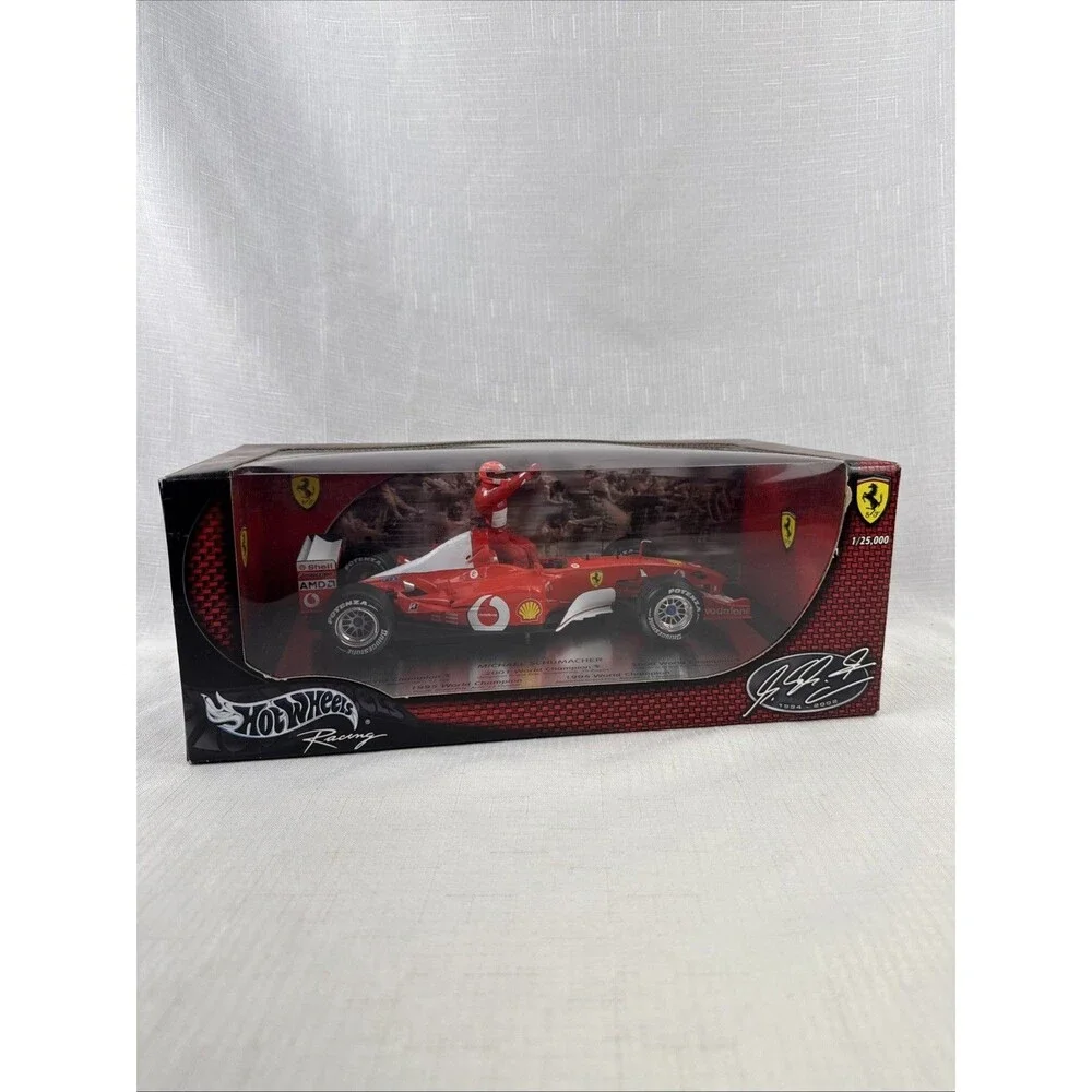 Hot Wheels Racing 1:18 Ferrari F2002 5X Champ Michael Schumacher NIB